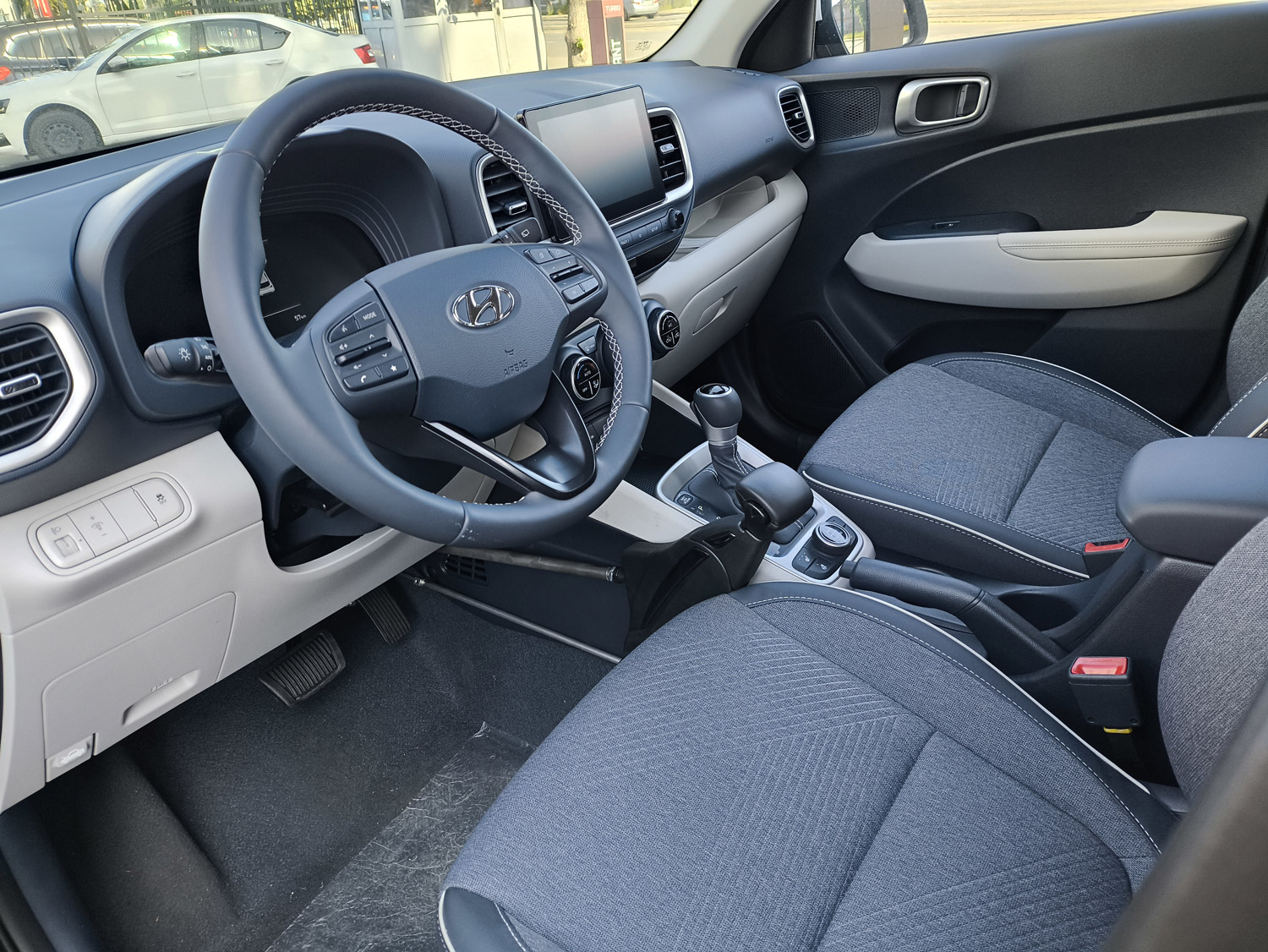 Тест-драйв Hyundai з ручним керуванням для людей з інвалідністю та ветеранів | Хюндай Мотор Україна - фото 6